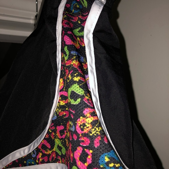 Rainbow cheetah print running shorts - Picture 2 of 2